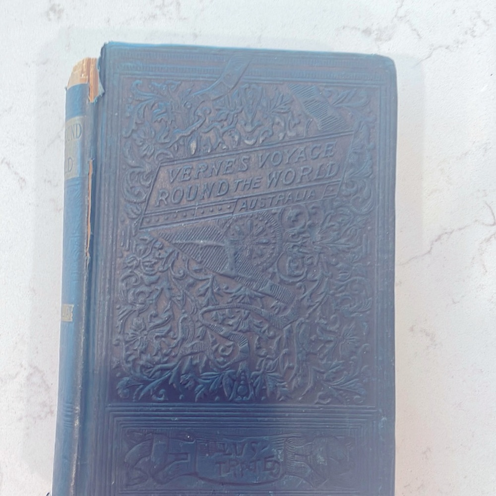 VERNE’S VOYAGE ROUND THE WORLD AUSTRALIA.  Rare Hardback Book